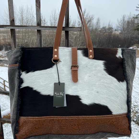 Myra Bag Handbags - New🔥Myra Bag Cowhide Canvas Leather Weekender Travel XL extra large tote beach
